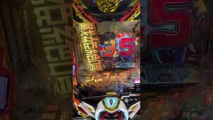 #ギミック演出　導入された新台シンフォギアは光と音がメインのギミック演出です。こなれた頃に一度打ってみたいと思います。