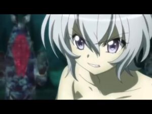 雪音クリス「先輩っ…!」#戦姫絶唱シンフォギア  #雪音クリス